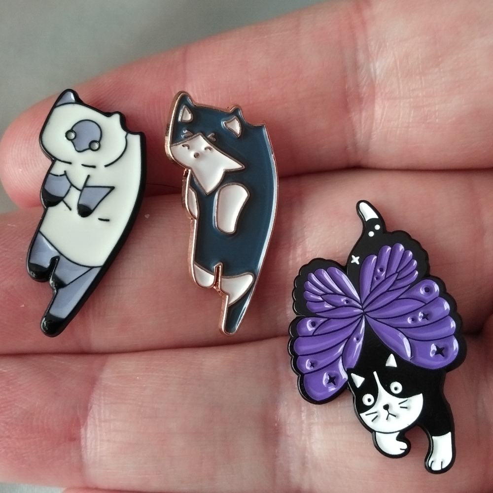 Enamel Hanging Cat Pins